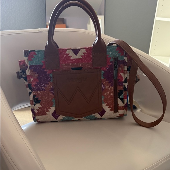 Wrangler Aztec Pattern Satchel with Brown Accents - Picture 2 of 4